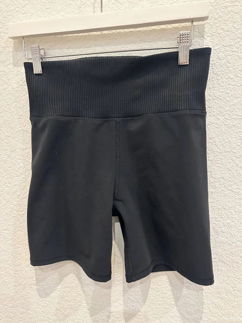 Black Vuori Bike Shorts with High Waist Ribbed Waistband, Small
